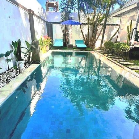 Villa Lingkar 89A Canggu Eksteriør bilde