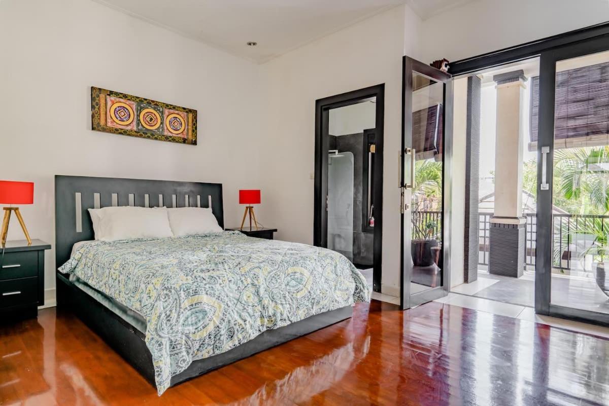 Villa Lingkar 89A Canggu Eksteriør bilde