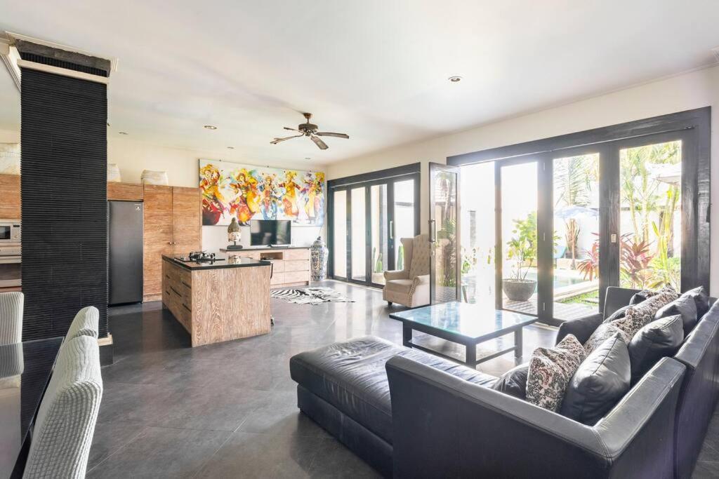 Villa Lingkar 89A Canggu Eksteriør bilde