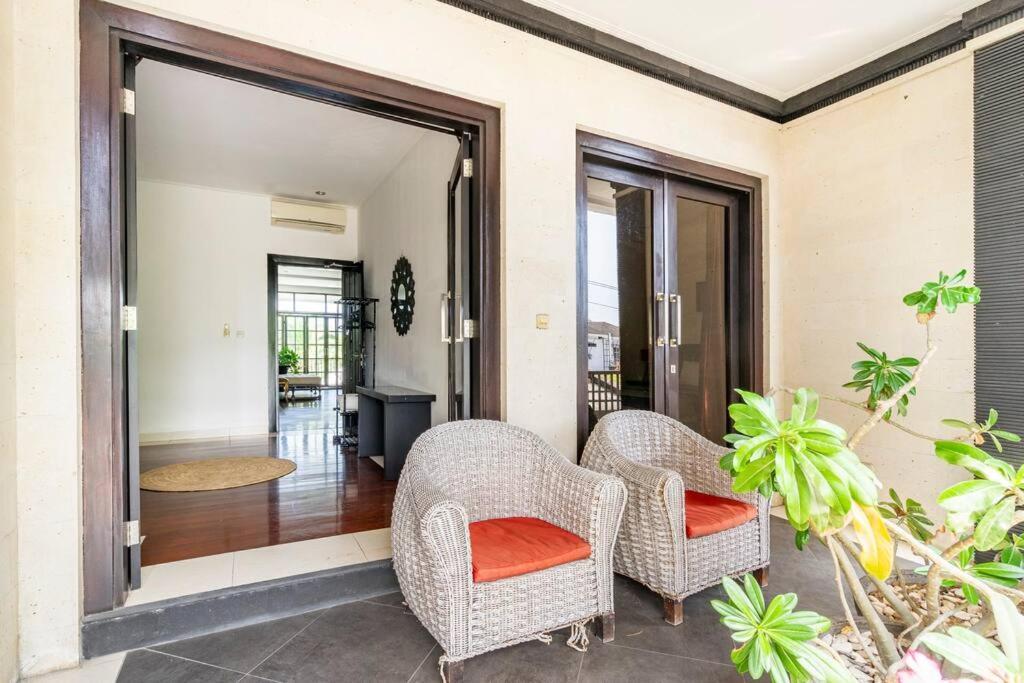 Villa Lingkar 89A Canggu Eksteriør bilde