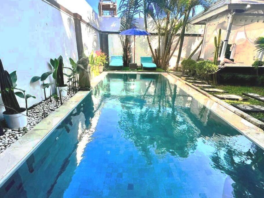 Villa Lingkar 89A Canggu Eksteriør bilde